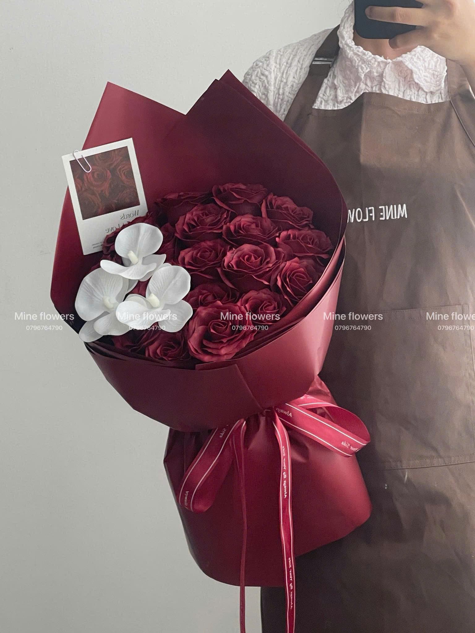 hoa sáp lan - Image 1