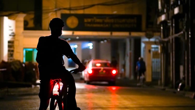 Bike Tour by Night & Rooftop Bar thumbnail