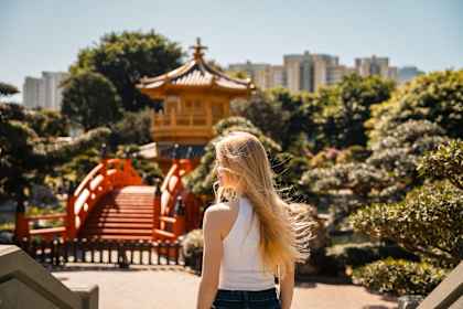 Japan ontmoet Hongkong: konbini, karaoke & kung fu afbeelding