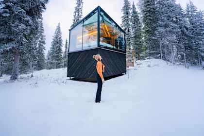 Finland signature: in een iglo onder het noorderlicht afbeelding