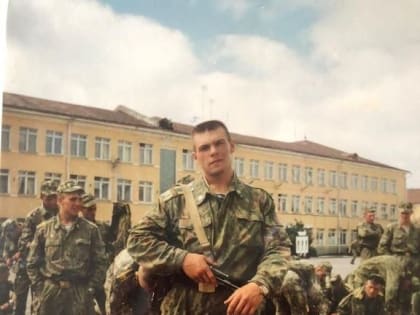 «За тельняшку и берет»: глава Невинномысска – о службе и чести