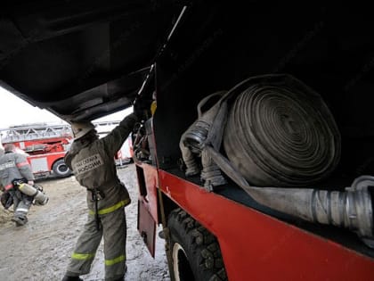 При пожаре в Кочубеевском районе Ставрополья погиб человек