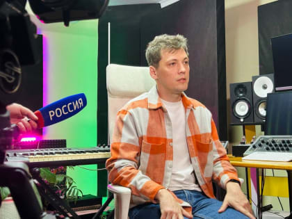 Соцконтракт позволил музыканту из Невинномысска оборудовать собственную студию