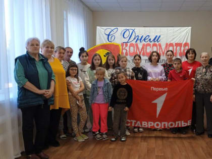 Президент ученического самоуправления МКОУ СОШ №7 Бекеева Диана, пополнила ряды Российского Союза Молодежи