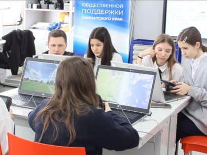 «Единая Россия» запустила в штабах общественной поддержки курсы по управлению беспилотниками