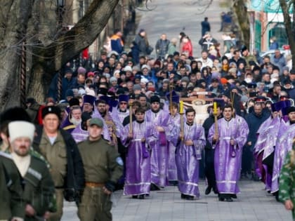 Крестный ход начался в Ставрополе