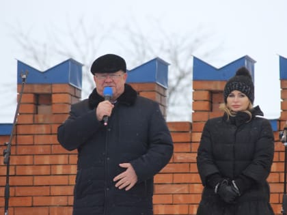 8 февраля на площади Ленина города Новопавловска отшумели два знаменательных события: зимний фестиваль городской среды «Выходи гулять!» и народные гуляния  «Русская  зима».