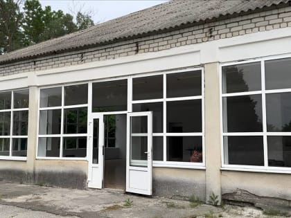 В рамках рабочего визита Мария Викторовна Смагина, министр образования Ставропольского края осмотрела здание и территорию бывшего лагеря труда и отдыха «Рассвет» станицы Советской.