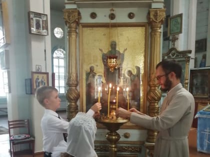 В селе Благодатное прошла встреча священника с учениками, посвященная трагическим событиям в Беслане