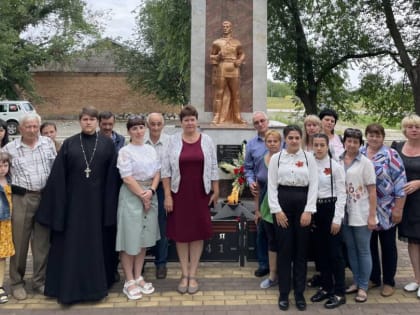 Священник выступил на митинге в День памяти и скорби