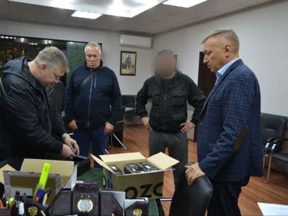 Своих не бросаем!