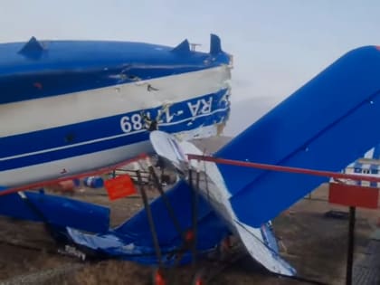 Будьте осторожны: сильный ветер, бушующий в крае, опрокинул даже самолёт