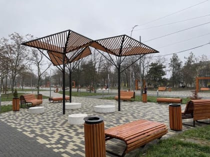 В городе Ипатово на Ставрополье при господдержке благоустроили сквер