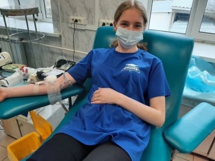 Ставропольские комсомольцы сдали кровь
