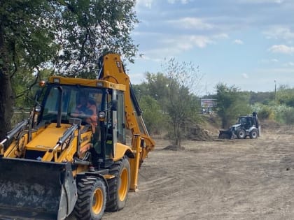 Началось благоустройство въездной группы «Георгиевская крепость»