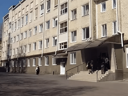 Отсутствие линейки на последний звонок для первоклассников в Ставрополе возмутило родителей