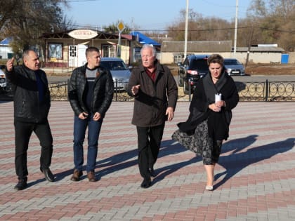 Николай Великдань проверил выполнение программ развития в Ипатовском округе