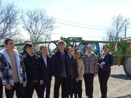 При поддержке депутата «Единой России» для старшеклассников Андроповского округа прошёл профориентационный тур