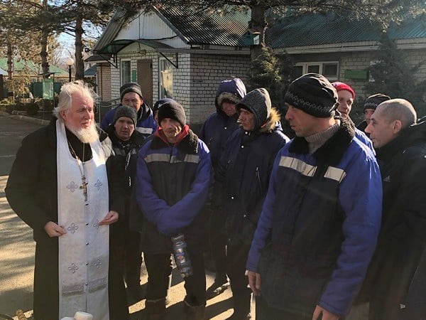 В праздник Крещения Господня священник посетил психоневрологический интернат города Невинномысска
