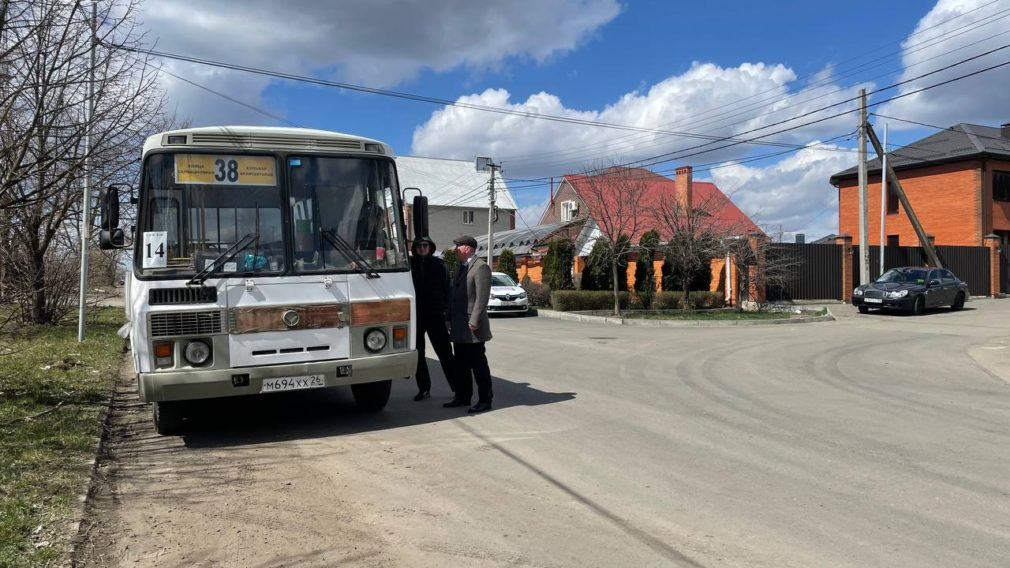 Сайт миндора ставропольского. 3м маршрут Ставрополь. Село Ивановское Ставропольский край. Маршрутка Ставропольский край. Маршрутка.