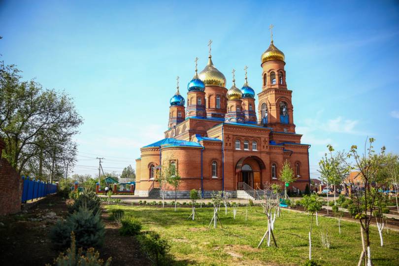 Ипатово ставропольский край. Храм Вознесения Господня Ипатово. Храм в Ипатово Ставропольский край. Ставрополь край Ипатово.