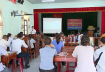 Điểm tựa cho người yếu thế