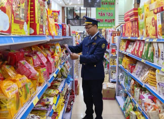 Đấu tranh chống buôn lậu, gian lận thương mại, hàng giả