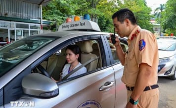 Nhiều điểm mới trong sát hạch lái xe: Tăng câu hỏi, bỏ thi mô phỏng