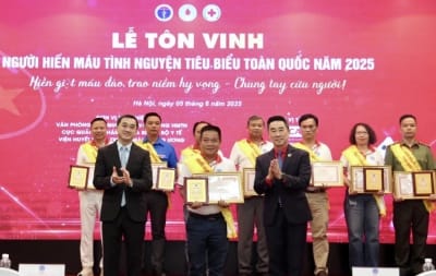 Cho đi giọt máu, cho cả niềm tin