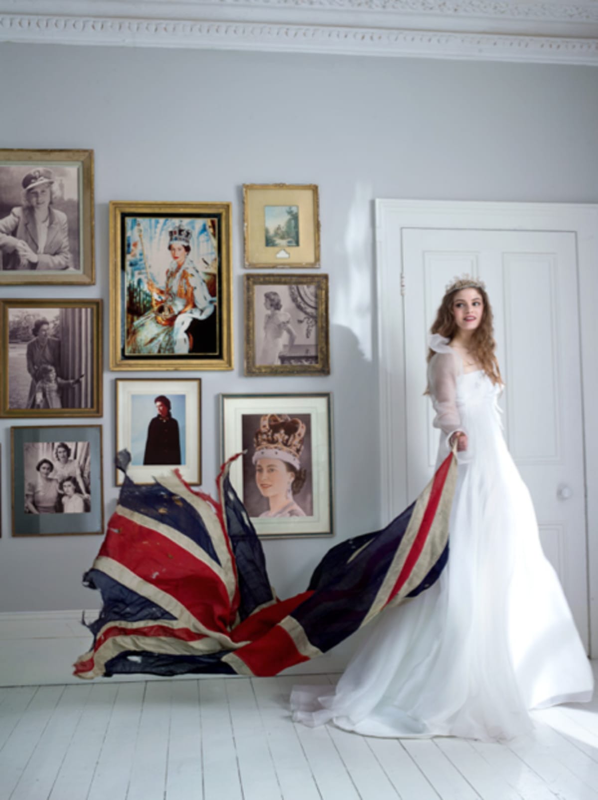 Vogue Sposa - Makeup by Lisa Valencia - Photography Luciano Pergreffi