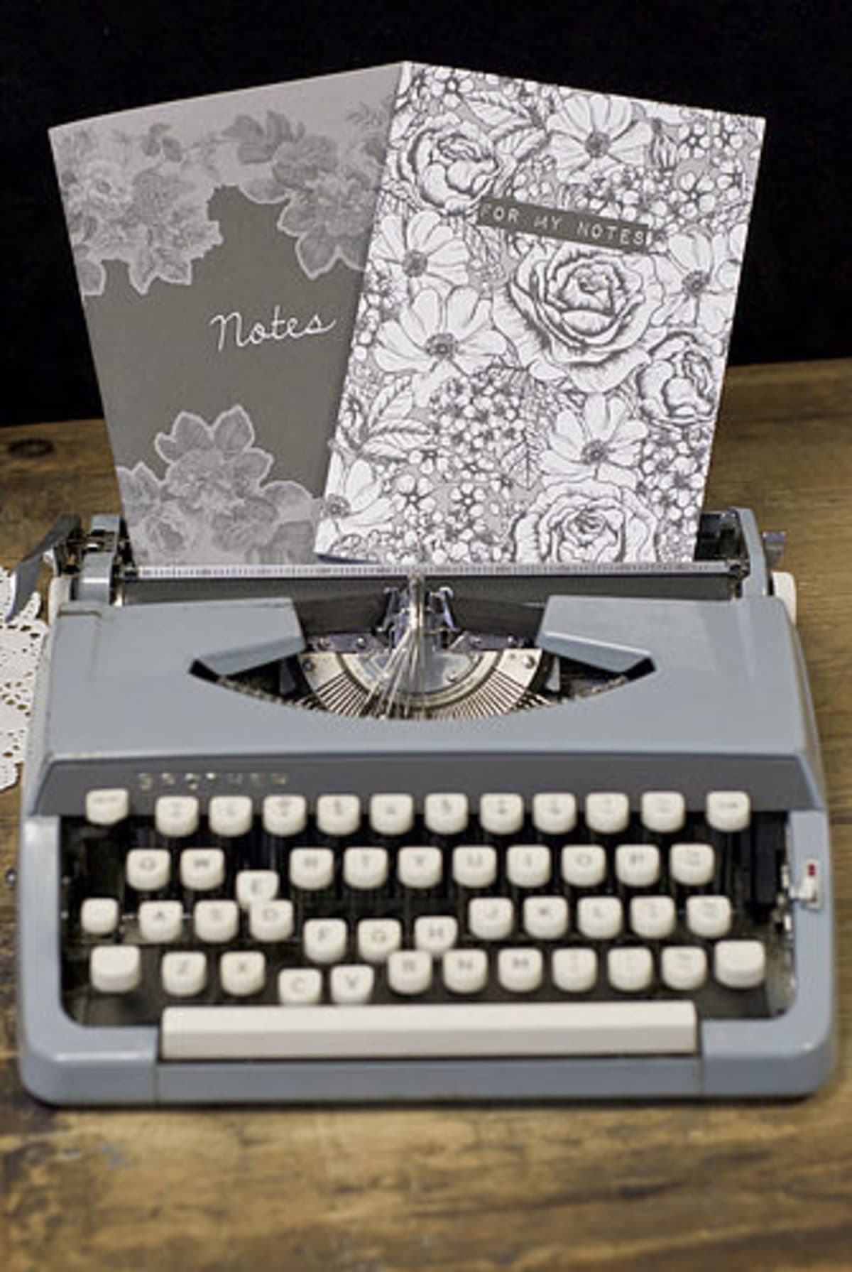 Pearl Lowe stationary range