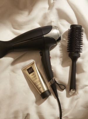 Cosmetics/Fragrances