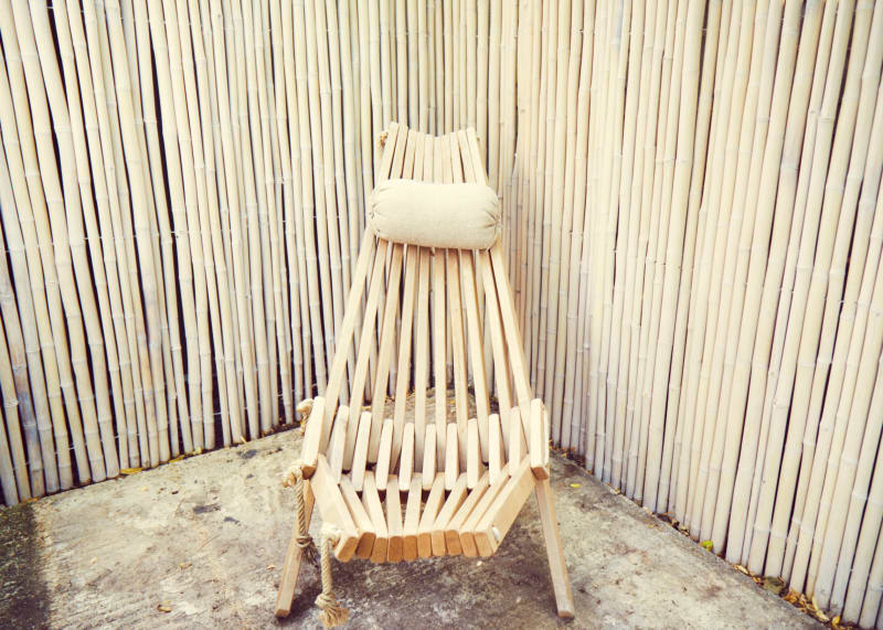 bamboo_wall_with_lounger_outdoor_shoot_and_tv_locations_UK
