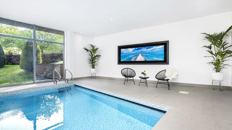 indoor_swimming_pool_photo_film_location_hire_london_mansion