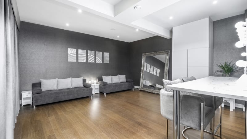 adaptable_london_lounge_and_dressing_room_venue_hire_luxury_film_location