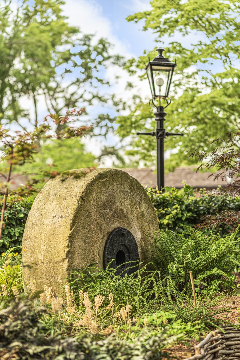 Danes_Manor_georgian_country_house_gardens_period_location_photoshoot_and_film_house_uk