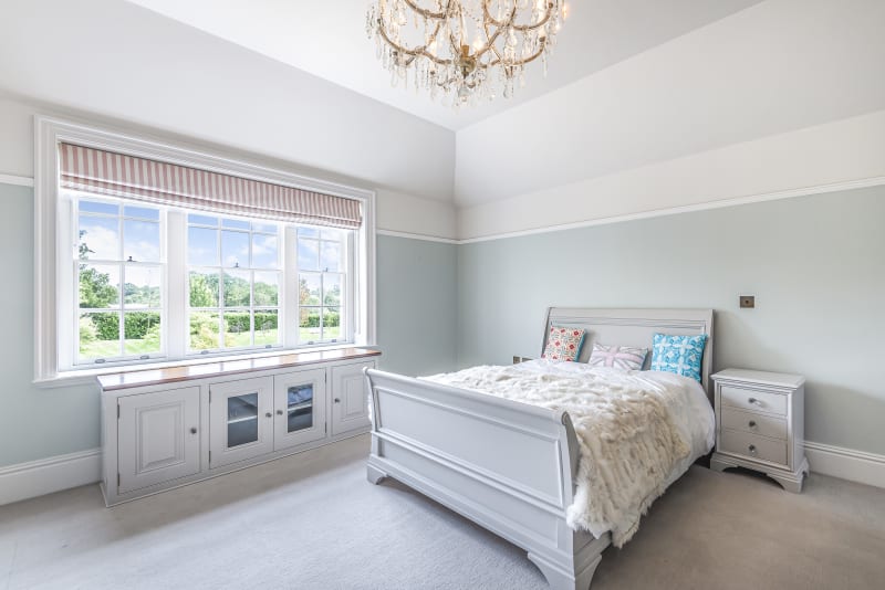 high_end_original_georgian_period_location_primary_bedroom_Danes_Manor_location_house_management_uk