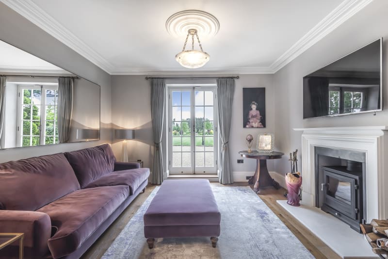 high_end_original_georgian_period_location_suite_Danes_Manor_location_house_management_uk