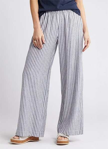 Effortless Elegance with Linen Striped Wide-Leg Pants