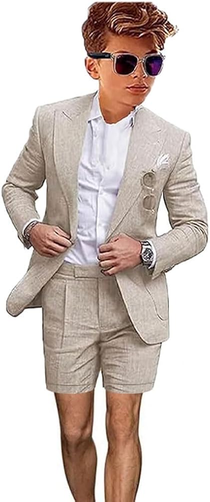 Summer Breeze: Blazer with Linen Shorts