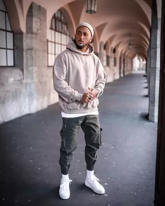 Soft Street Style: Oversized Hoodie with Slim Cargo
