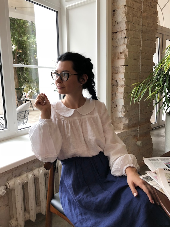 Vintage Vibes: Retro Collar Blouse with Tailored Skirt