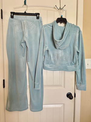 Velour Tracksuits in Pastel Shades for Casual Cool