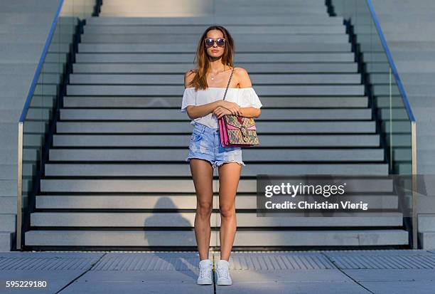 Sunset Ready with Off-Shoulder Tops