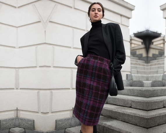 Plaid Midi Skirts Matched with Turtleneck Pullovers