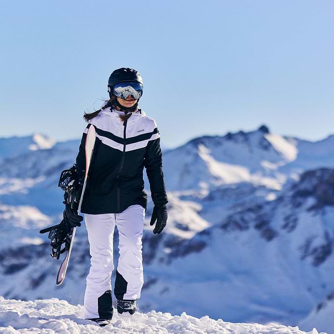 Classic Monochrome Elegance in Black and White