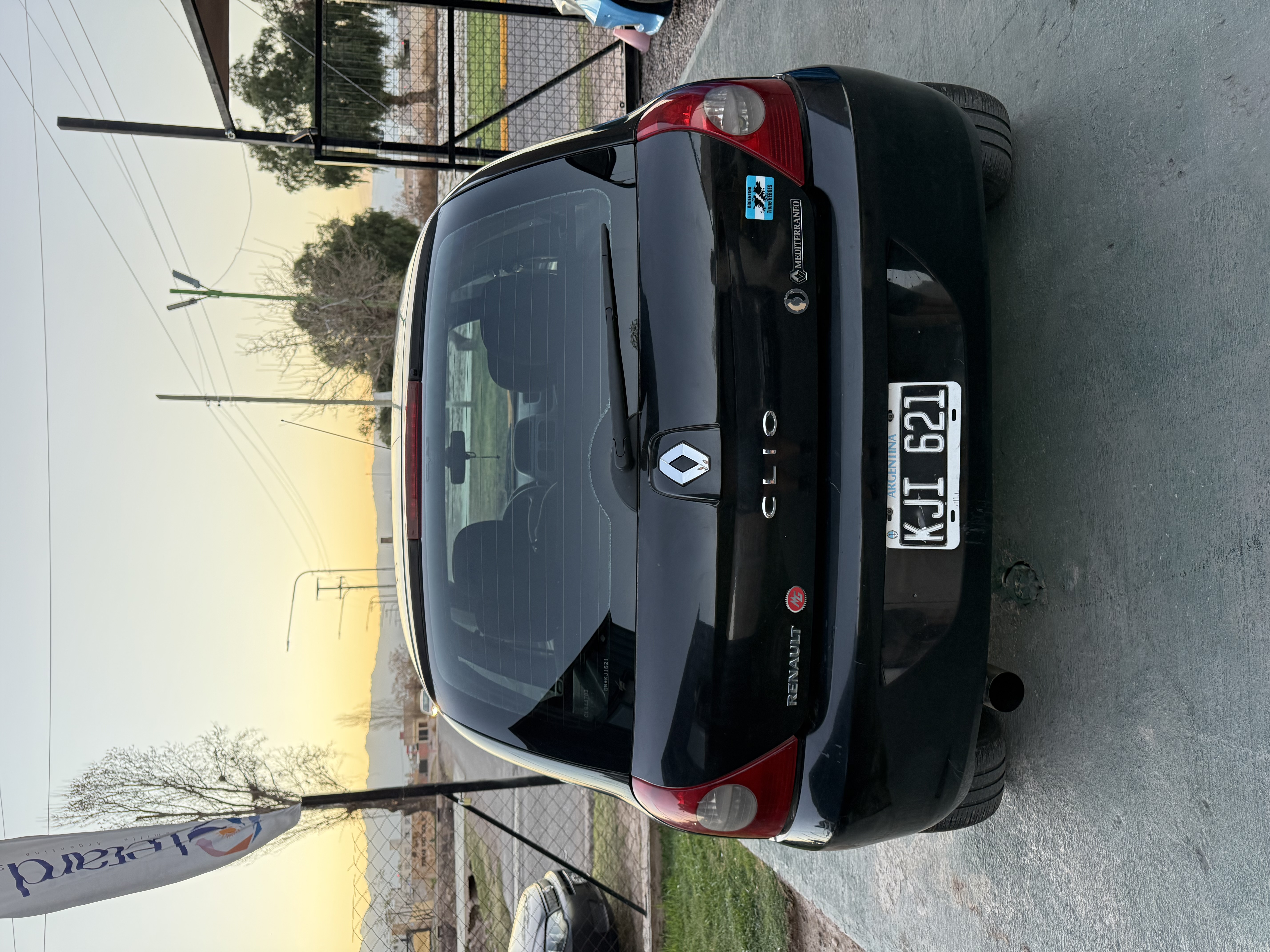 RENAULT CLIO AUTHENTIQUE 1.2 PACK II - Vista 4