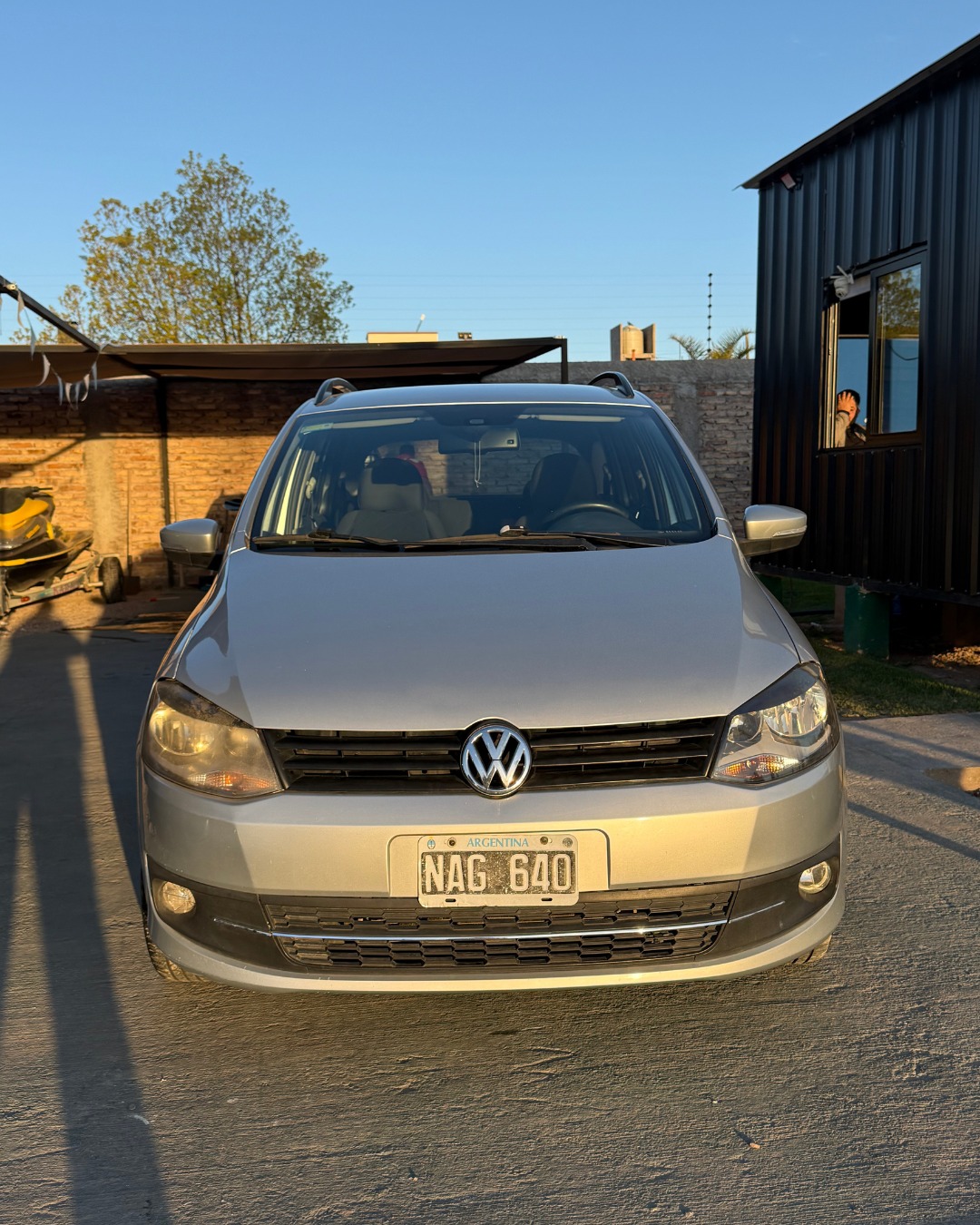 VOLKSWAGEN SURAN 1.6 - Vista 2