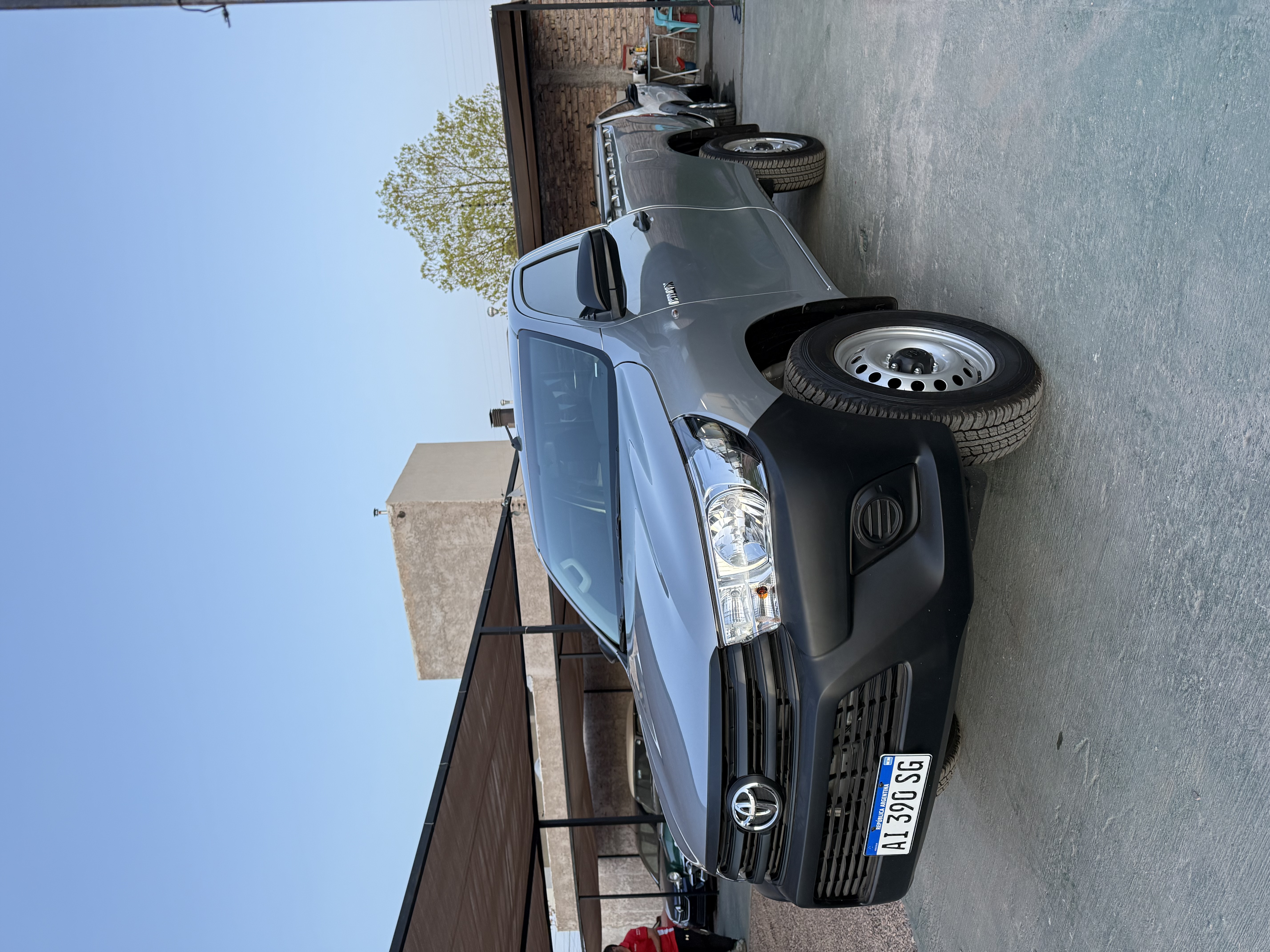 TOYOTA HILUX DX 4x4 2026
