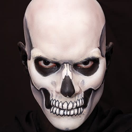 Skull step 6 (costume)